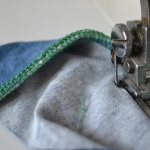 Hemming knitted fabric on an overlocker