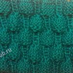Raspberry pattern on knitting needles